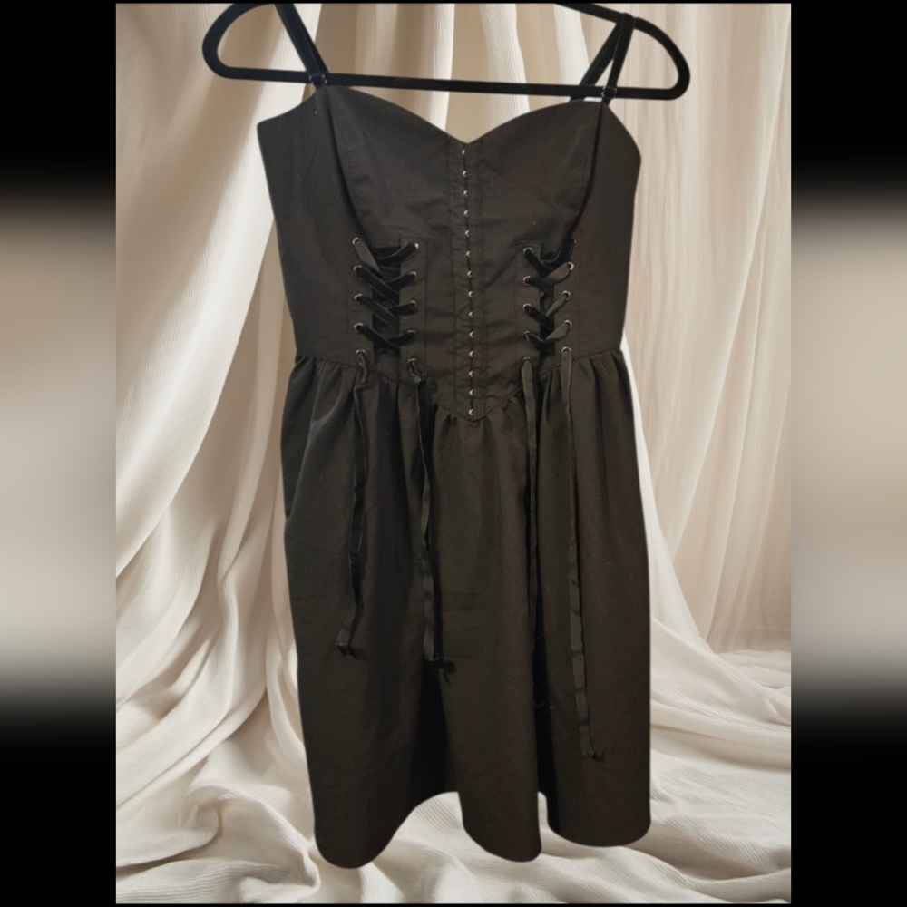 Spin Doctor Women's Small Lace Up Black Dress